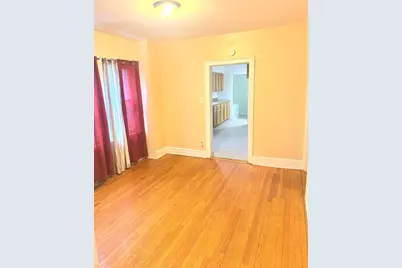 8352 S Phillips Avenue, Chicago, IL 60617 - Photo 10