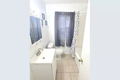 8352 S Phillips Avenue, Chicago, IL 60617 - Photo 18