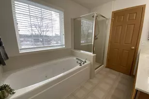 2840 Cattail Ct, Wauconda, IL 60084 - Photo 12