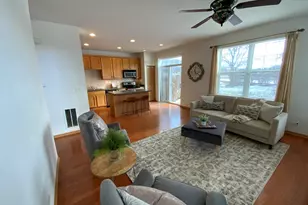 2840 Cattail Ct, Wauconda, IL 60084 - Photo 8