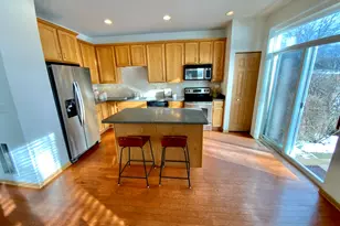 2840 Cattail Ct, Wauconda, IL 60084 - Photo 6