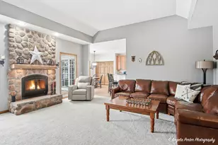 33817 N Fischer Dr, Ingleside, IL 60041 - Photo 10