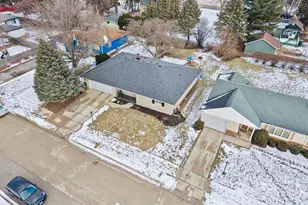 914 Donnie Ct, Joliet, IL 60435 - Photo 22