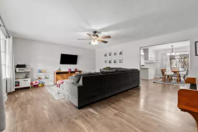 914 Donnie Court, Joliet, IL 60435 - Photo 2