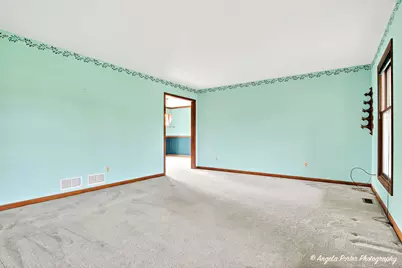 2215 Crystal Circle, Crystal Lake, IL 60012 - Photo 24