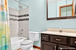 2215 Crystal Cir, Crystal Lake, IL 60012 - Photo 30