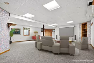 2215 Crystal Cir, Crystal Lake, IL 60012 - Photo 42