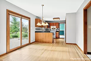 2215 Crystal Cir, Crystal Lake, IL 60012 - Photo 16