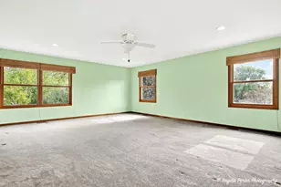 2215 Crystal Cir, Crystal Lake, IL 60012 - Photo 34