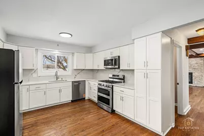 931 Canterbury Drive, Schaumburg, IL 60195 - Photo 4