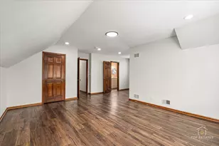 931 Canterbury Dr, Schaumburg, IL 60195 - Photo 24