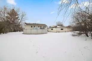 34 S Chestnut Ct, Glenwood, IL 60425 - Photo 16