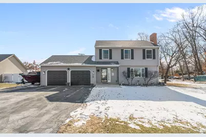 954 Holiday Drive, Lake Holiday, IL 60548 - Photo 2