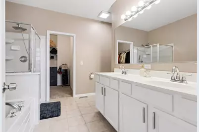 906 Bluebell Circle, Joliet, IL 60431 - Photo 8