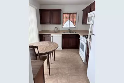 2439 Brunswick Circle #C, Woodridge, IL 60517 - Photo 2