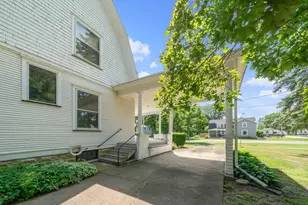 205 S Gage St, Somonauk, IL 60552 - Photo 6