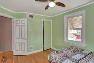 9857 S Hamlin Ave, Evergreen Park, IL 60805 - Photo 20