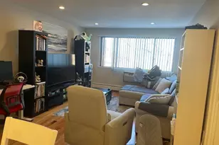 5310 N Chester Ave, Chicago, IL 60656 - Photo 2