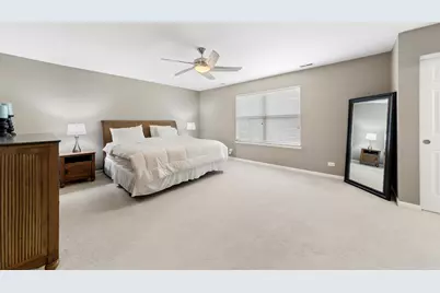 1709 Belcourt, Elgin, IL 60120 - Photo 16