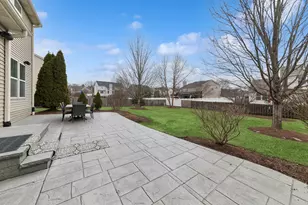 1709 Belcourt, Elgin, IL 60120 - Photo 24