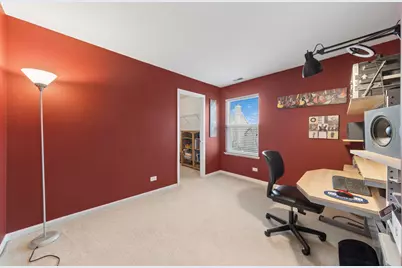 1709 Belcourt, Elgin, IL 60120 - Photo 22