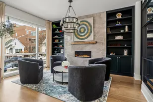 2227 W Huron St, Chicago, IL 60612 - Photo 2