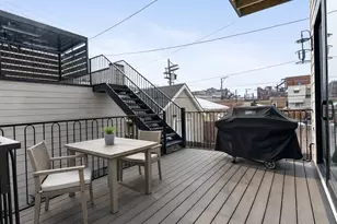 2227 W Huron St, Chicago, IL 60612 - Photo 38