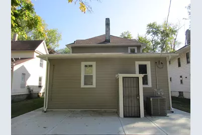 369 S Chicago Avenue, Kankakee, IL 60901 - Photo 6