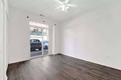 948 W 15th Place #1B, Chicago, IL 60608 - Photo 14