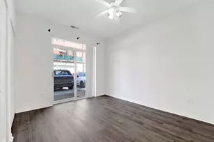 948 W 15th Pl, Chicago, IL 60608 - Photo 14