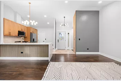 531 Lasalle Lane, Buffalo Grove, IL 60089 - Photo 2