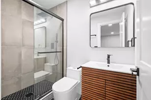 531 Lasalle Ln, Buffalo Grove, IL 60089 - Photo 10