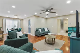 1356 Larchmont Dr, Buffalo Grove, IL 60089 - Photo 30