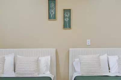 1356 Larchmont Drive, Buffalo Grove, IL 60089 - Photo 32