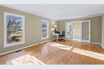 680 Lions Drive, Lake Zurich, IL 60047 - Photo 4