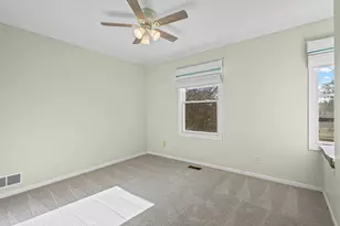 680 Lions Dr, Lake Zurich, IL 60047 - Photo 22