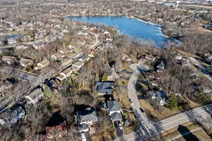 680 Lions Dr, Lake Zurich, IL 60047 - Photo 30