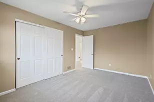 680 Lions Dr, Lake Zurich, IL 60047 - Photo 16