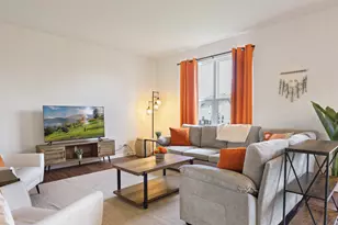 2310 Truman Trail, McHenry, IL 60051 - Photo 4