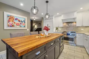 12165 W Castle Dr, Mokena, IL 60448 - Photo 12