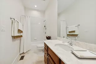 [Address not provided], Chicago, IL 60657 - Photo 16