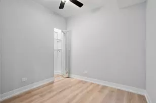 1552 W Juneway Terrace, Chicago, IL 60626 - Photo 8