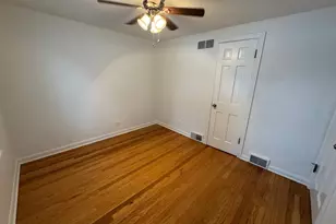 1892 White St, Des Plaines, IL 60018 - Photo 10