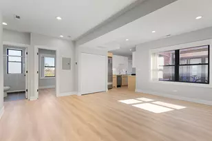 1552 5 W Juneway Terrace, Chicago, IL 60626 - Photo 2