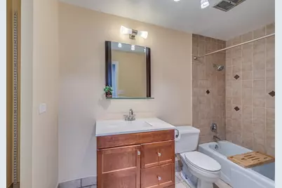 1107 S Old Wilke Road #103, Arlington Heights, IL 60005 - Photo 16