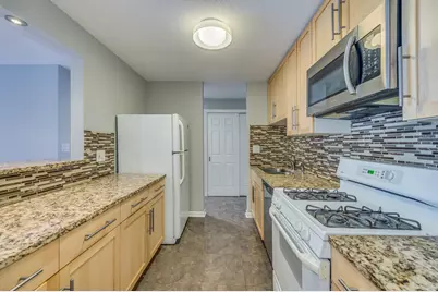 1107 S Old Wilke Road #103, Arlington Heights, IL 60005 - Photo 8