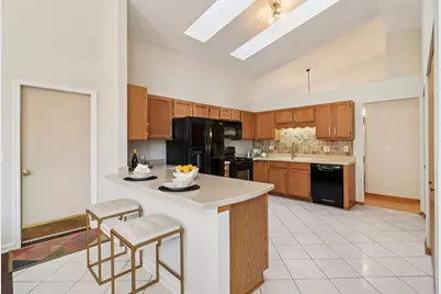 6167 Golfview Drive, Gurnee, IL 60031 - Photo 14