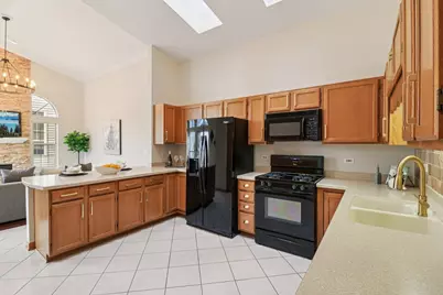 6167 Golfview Drive, Gurnee, IL 60031 - Photo 18