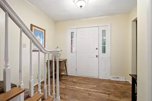 1204 Westview Dr, Normal, IL 61761 - Photo 2