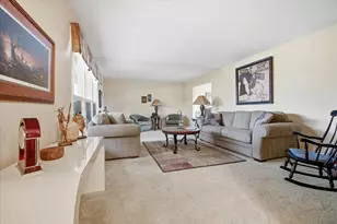 1204 Westview Dr, Normal, IL 61761 - Photo 4